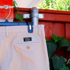 Banana Republic Khaki Chinos 33/30